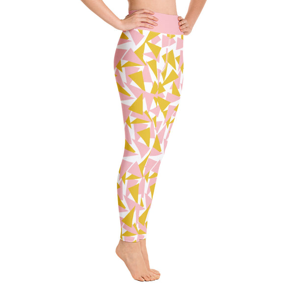 This Mid-Century Modern style leggings pattern consists of colorful triangle shapes in pink and orange on a white background. The high waistband is kept simple, picking out the cute pink color in these distinctive patterned yoga tights