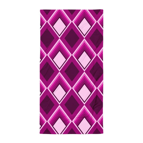pink diamond geometric patterned 60s style towel